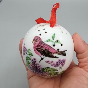 Pomander Taylor of London Potpourri Ball Ornament